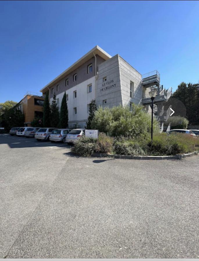 Joli Studio Le Clos D'Aix Avec Grande Terrasse Piscine Et Parking Gratuit Aix-en-Provence Kültér fotó